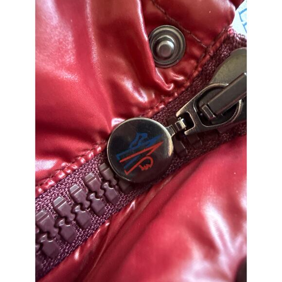 Moncler Men's Tibb Down Vest in burgundy Nylon Size 4/ XL - Picture 8 of 16
